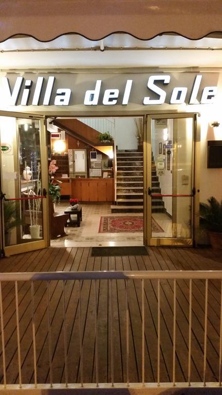 Hotel Villa Del Sole Rimini Bagian luar foto