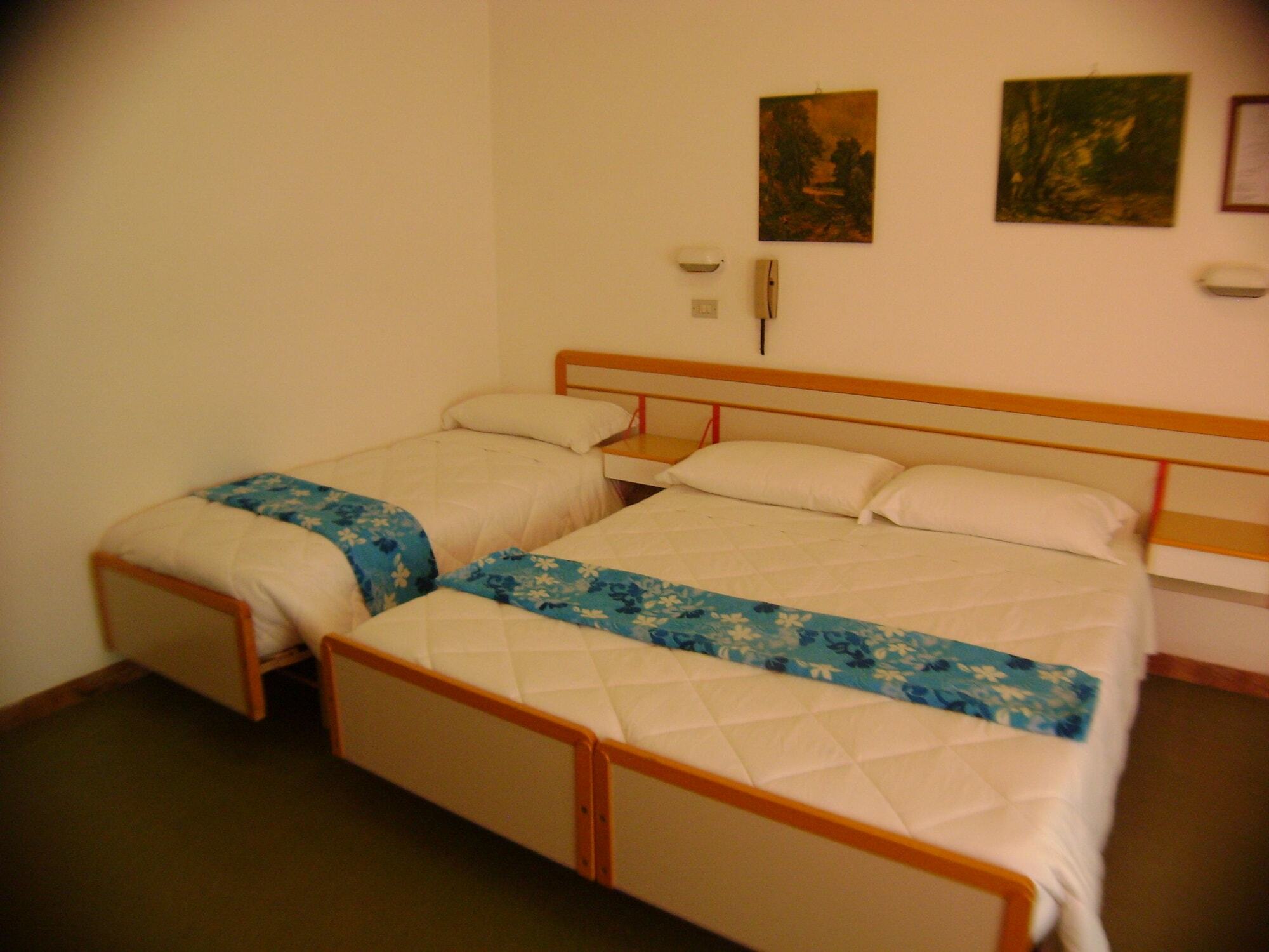 Hotel Villa Del Sole Rimini Bagian luar foto